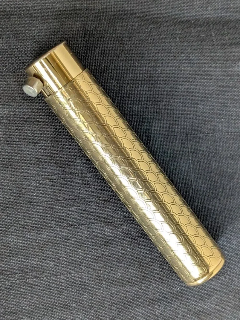 Guerlain Les Meteorites Retractable Deluxe Makeup Brush Gold Case